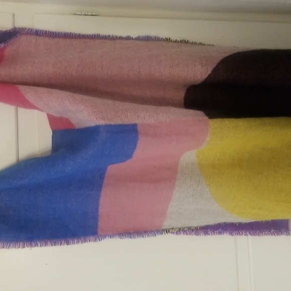 BP blackett scarf New with tag - Picture 2 of 9